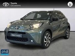 Biton vert cardamome métal/toit noir Utilisé 2022 Toyota Aygo Design Citadine | 13 990 € (Prix juste)