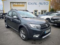 Gris Occasion 2017 Dacia Sandero Stepway Berline | 6 990 € (Bon prix)