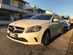 Blanc Utilisé 2017 Mercedes A180 Executive Berline | 20 000 €