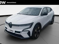 Blanc Occasion 2022 Renault Megane E-Tech Equilibre Berline | 22 990 € (Prix juste)