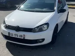 Blanc Utilisé 2012 VW Golf VII Match Berline | 6 900 € (Prix assez cher)