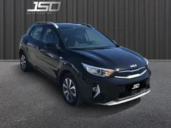 Noir Utilisé 2024 Kia Stonic Active SUV | 20 990 € (Prix juste)