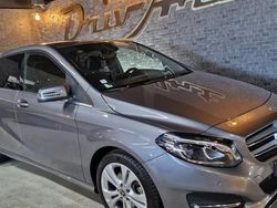 Gris Utilisé 2018 Mercedes B180 Monospace | 14 990 € (Super prix)
