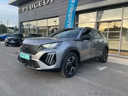 Gris Utilisé 2024 Peugeot 2008 Allure SUV | 23 990 € (Prix assez cher)