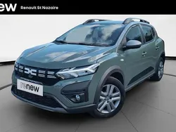 Vert Utilisé 2023 Dacia Sandero Expression Citadine | 16 990 € (Prix assez cher)