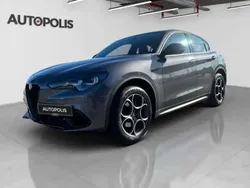 Gris Utilisé 2023 Alfa Romeo Stelvio Sprint SUV | 47 990 € (Prix cher)