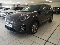 Gris Utilisé 2021 Kia e-Niro 2 SUV | 23 899 € (Prix juste)