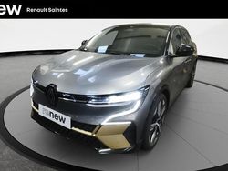 Gris Occasion 2022 Renault Megane E-Tech Iconic Berline | 25 990 € (Prix assez cher)