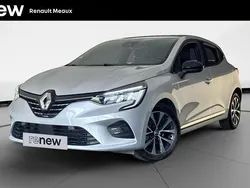 Gris Utilisé 2023 Renault Clio V Techno Citadine | 16 799 € (Prix juste)