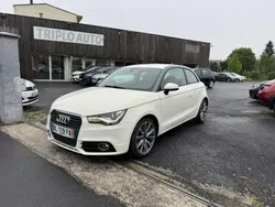 Blanc Utilisé 2010 Audi A1 Ambition Citadine | 7 490 € (Prix juste)