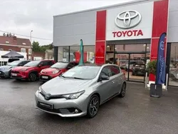 Utilisé 2018 Toyota Auris Hybrid Berline | 14 990 € (Prix juste)