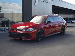 Rouge Utilisé 2024 VW Passat R-line Break | 37 750 €