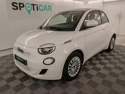 Blanc Utilisé 2022 Fiat 500e Action Citadine | 13 990 € (Prix juste)