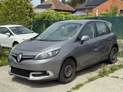 Beige Utilisé 2013 Renault Scénic III Monospace | 2 490 € (Super prix)