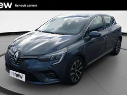 Gris Utilisé 2022 Renault Clio V Intens Citadine | 15 690 € (Prix juste)