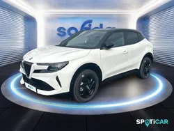 Noir Nouvelle 2025 Alfa Romeo GT Junior Premium SUV | 33 900 €