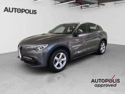 Gris Utilisé 2018 Alfa Romeo Stelvio Super SUV | 22 990 € (Prix juste)