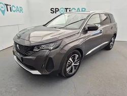 Gris Utilisé 2023 Peugeot 5008 | 28 990 €