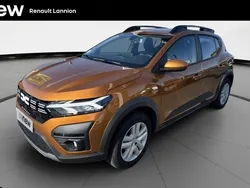 Orange Utilisé 2024 Dacia Sandero Expression Citadine | 16 290 € (Prix juste)