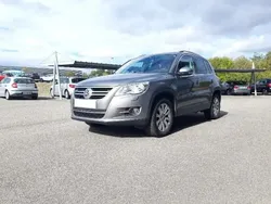 Gris Utilisé 2011 VW Tiguan Sportline SUV | 7 990 € (Prix juste)