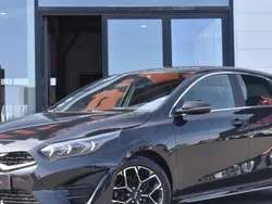 Noir Utilisé 2023 Kia Ceed GT GT-Line Berline | 20 890 € (Prix juste)
