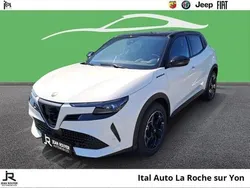 Noir Nouvelle 2025 Alfa Romeo Junior Edizione Speciale | 38 499 € (Prix juste)