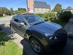 Utilisé 2015 Porsche Macan Turbo SUV | 32 000 € (Bon prix)