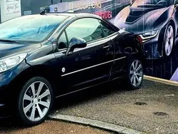 Utilisé 2013 Peugeot 207 CC Roland Garros Cabriolet | 6 990 € (Prix juste)