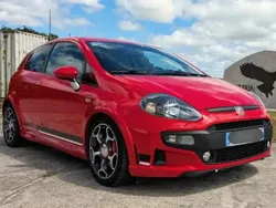 Rouge Utilisé 2011 Fiat Punto Abarth Citadine | 14 900 €