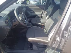 Gris Nouvelle 2025 Dacia Duster Extreme SUV | 27 990 € (Prix cher)