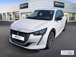 Blanc Utilisé 2023 Peugeot e-208 Active Citadine | 17 480 € (Bon prix)
