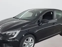 Utilisé 2021 Renault Clio V Zen Citadine | 13 990 € (Prix juste)