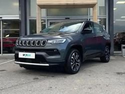 Graphite gray métallisé Utilisé 2024 Jeep Compass Altitude SUV | 40 990 €