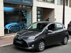 Gris Utilisé 2017 Toyota Yaris Hybrid Business Edition Citadine | 12 990 € (Super prix)