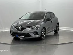 Utilisé 2023 Renault Clio V Evolution Berline | 17 499 € (Prix juste)