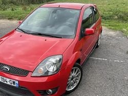 Utilisé 2006 Ford Fiesta Ambiente Citadine | 3 990 € (Prix juste)