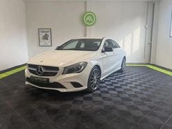 Blanc Utilisé 2015 Mercedes CLA180 AMG Berline | 16 990 €