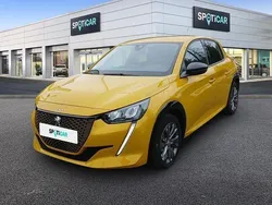 Jaune Utilisé 2023 Peugeot e-208 Allure Citadine | 18 720 € (Prix juste)