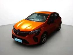 Orange Occasion 2024 Renault Clio V Evolution Berline | 14 850 € (Prix juste)