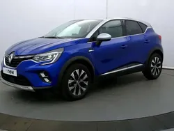 Bleu Utilisé 2024 Renault Captur Techno SUV | 20 290 € (Prix juste)
