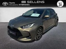 Utilisé 2022 Toyota Yaris Hybrid Design Berline | 19 990 € (Prix juste)