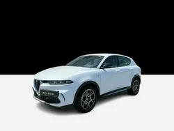 Blanc Utilisé 2022 Alfa Romeo Tonale Ti SUV | 30 990 € (Prix juste)