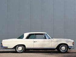 Blanc Utilisé 1968 Mercedes 280 SE Coupé | 49 900 €