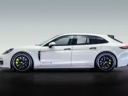 Porsche Panamera 4S