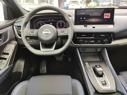 Gris Utilisé 2024 Nissan Qashqai Tekna SUV | 31 990 € (Prix juste)