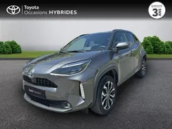 Gris Utilisé 2024 Toyota Yaris Hybrid Design | 24 470 € (Prix juste)