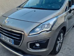 Utilisé 2015 Peugeot 3008 Allure Monospace | 9 990 € (Prix juste)