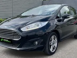 Noir Utilisé 2014 Ford Fiesta Titanium Citadine | 6 490 €