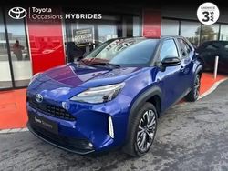 Bi ton bleu kyanite noir Utilisé 2021 Toyota Yaris Hybrid SUV | 24 990 € (Prix cher)
