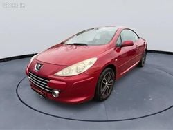 Rouge Utilisé 2006 Peugeot 307 CC Cabriolet | 1 500 €